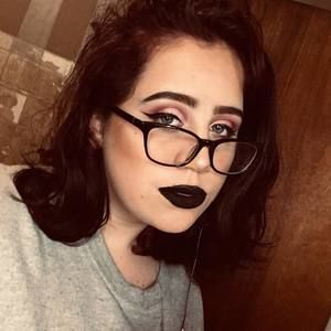 Meet your Posher, Tori